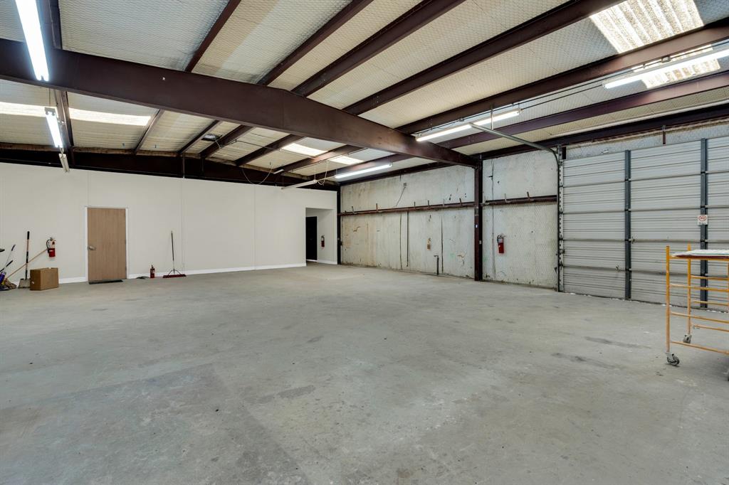 106 Mcclung Street Property Photo 21