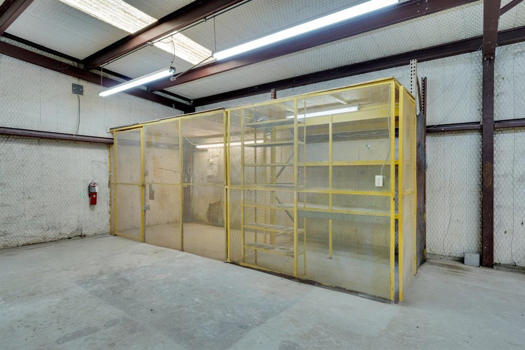 106 Mcclung Street Property Photo 22
