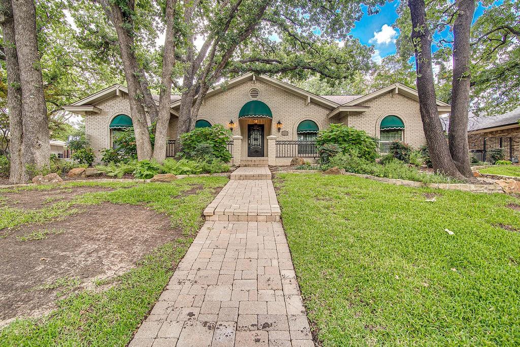 2303 Shadydale Drive Property Photo 1