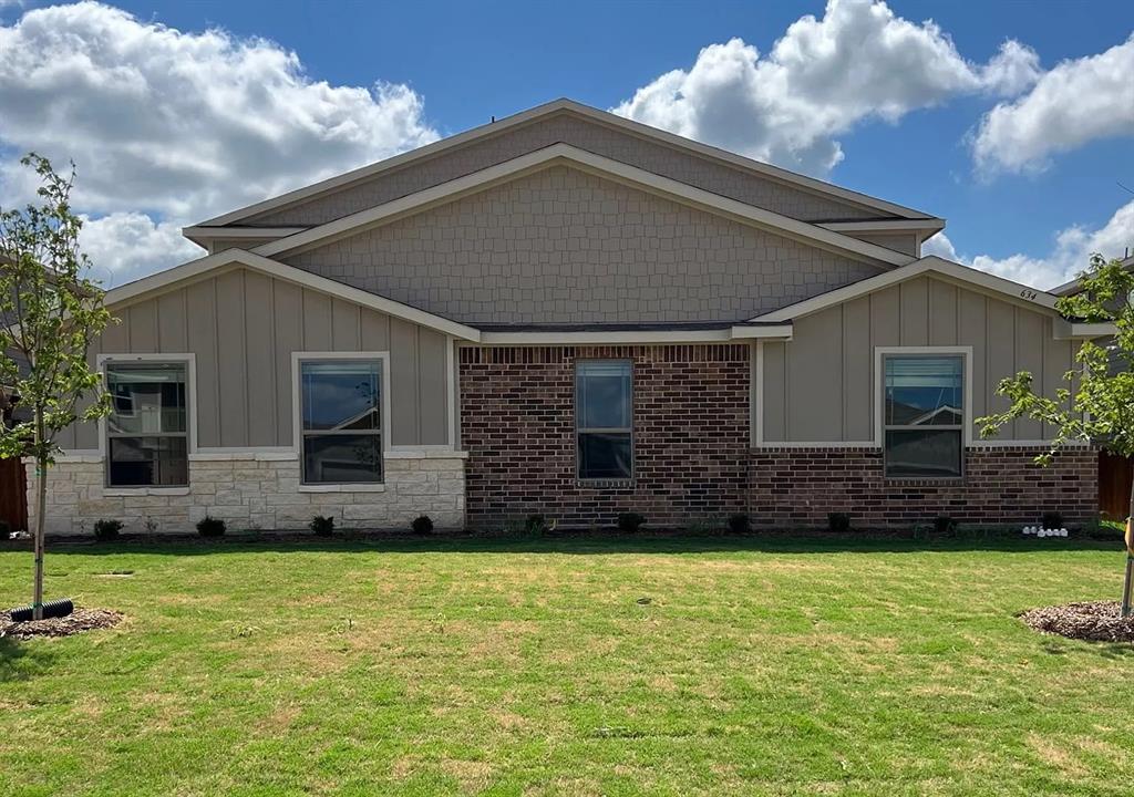 740-742-744-746 Fallow Drive Property Photo 1