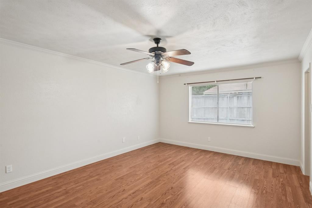 2622 Riviera Drive Property Photo 18