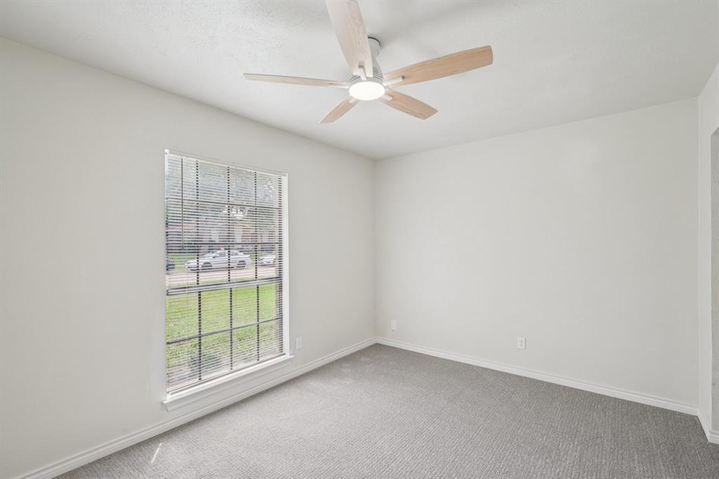2622 Riviera Drive Property Photo 25