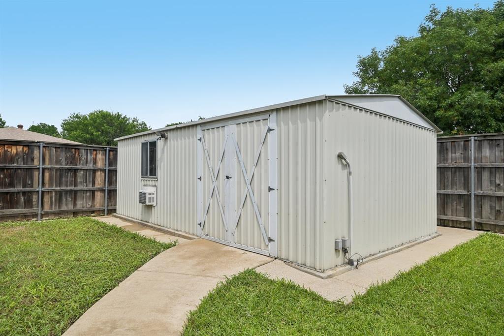2622 Riviera Drive Property Photo 27