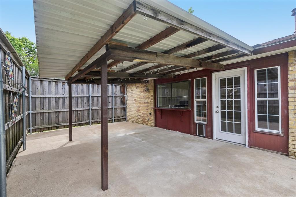 2622 Riviera Drive Property Photo 30