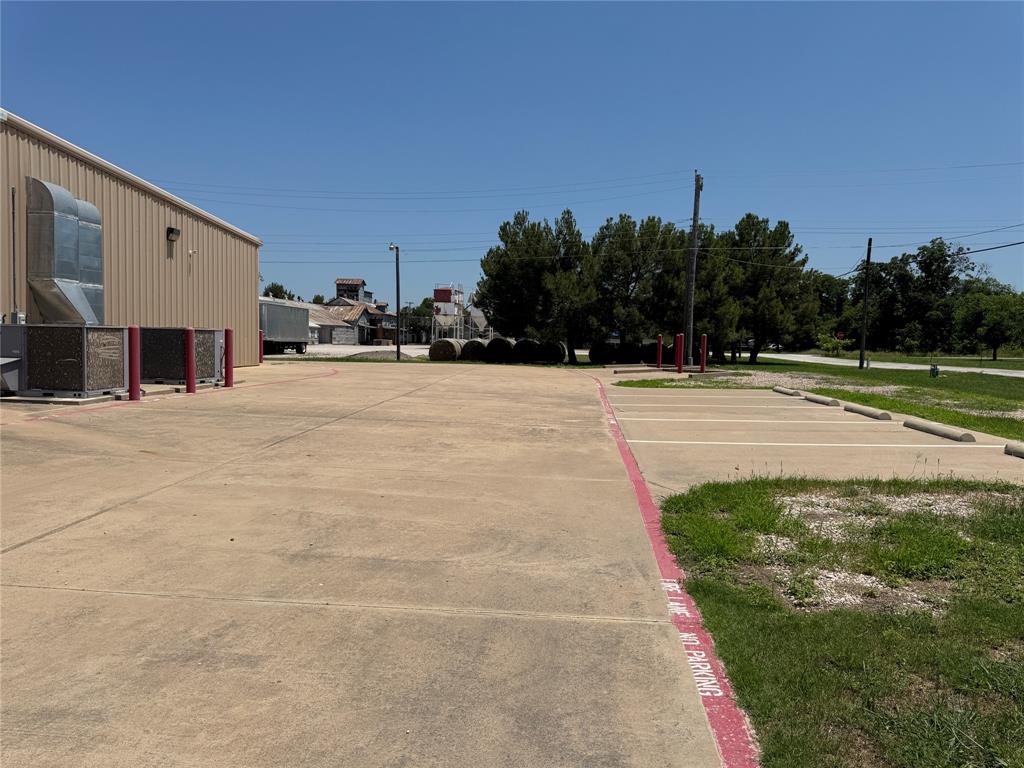 1106 Conrad Hilton Boulevard Property Photo 8