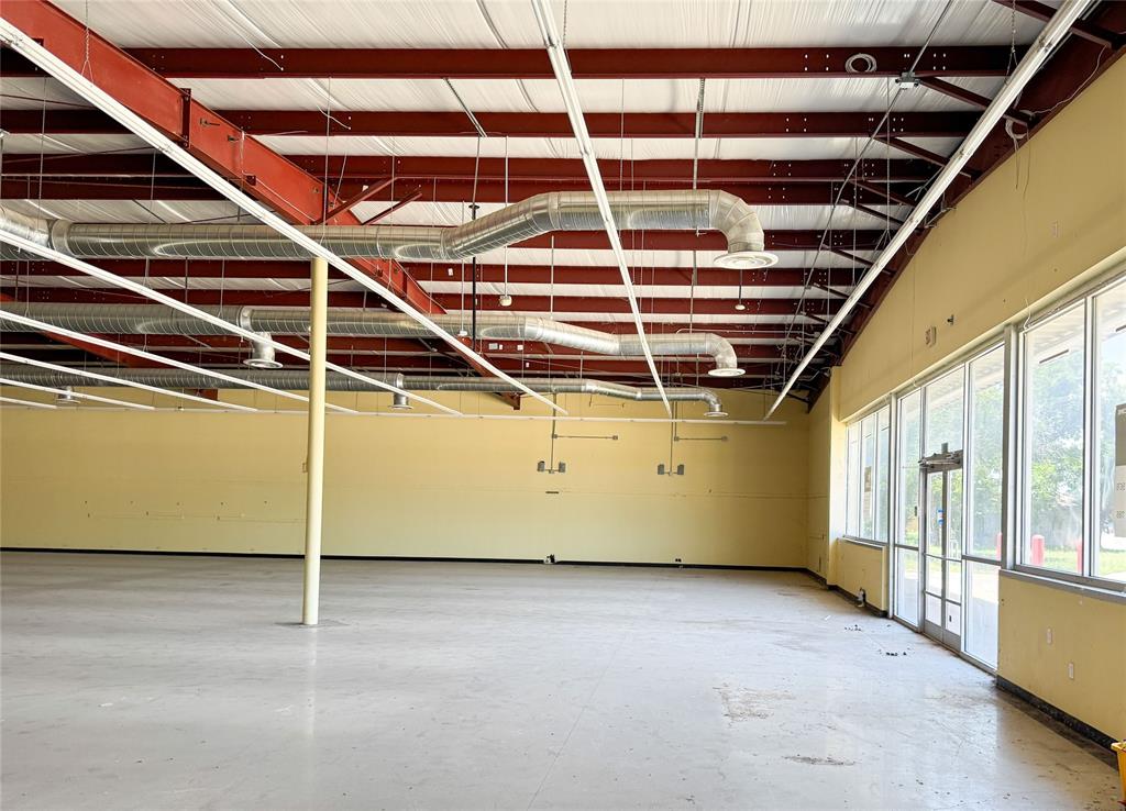 1106 Conrad Hilton Boulevard Property Photo 15