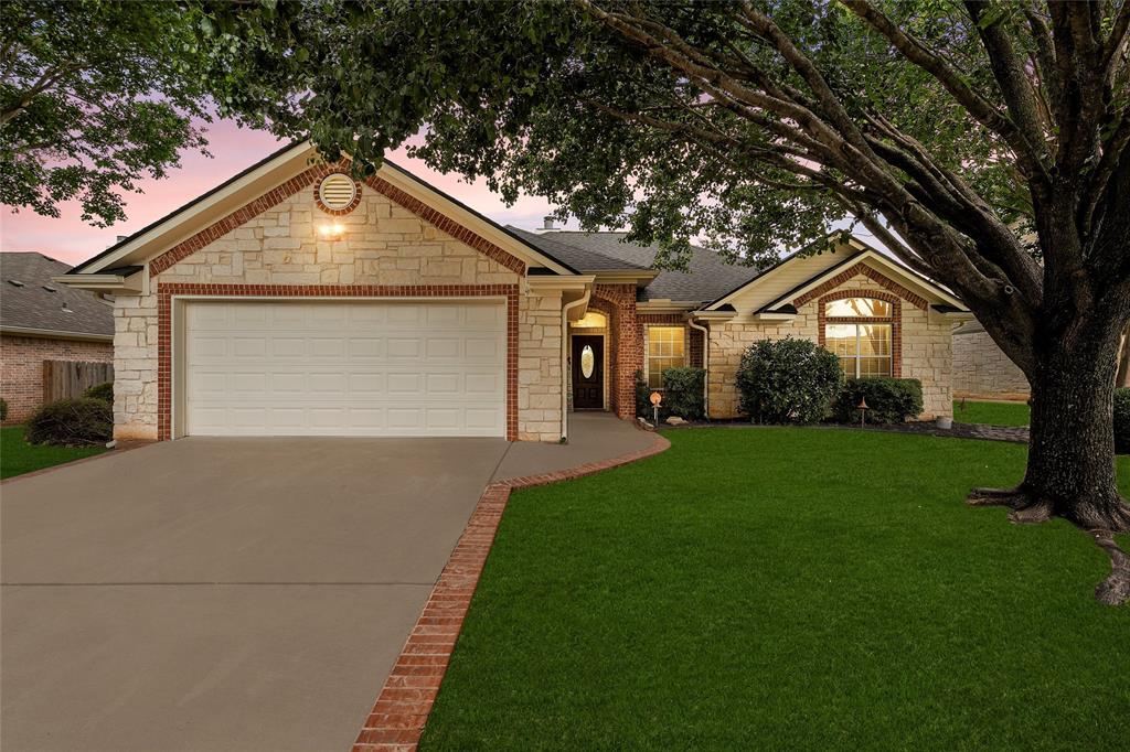 5501 Stillhouse Hollow Property Photo 1