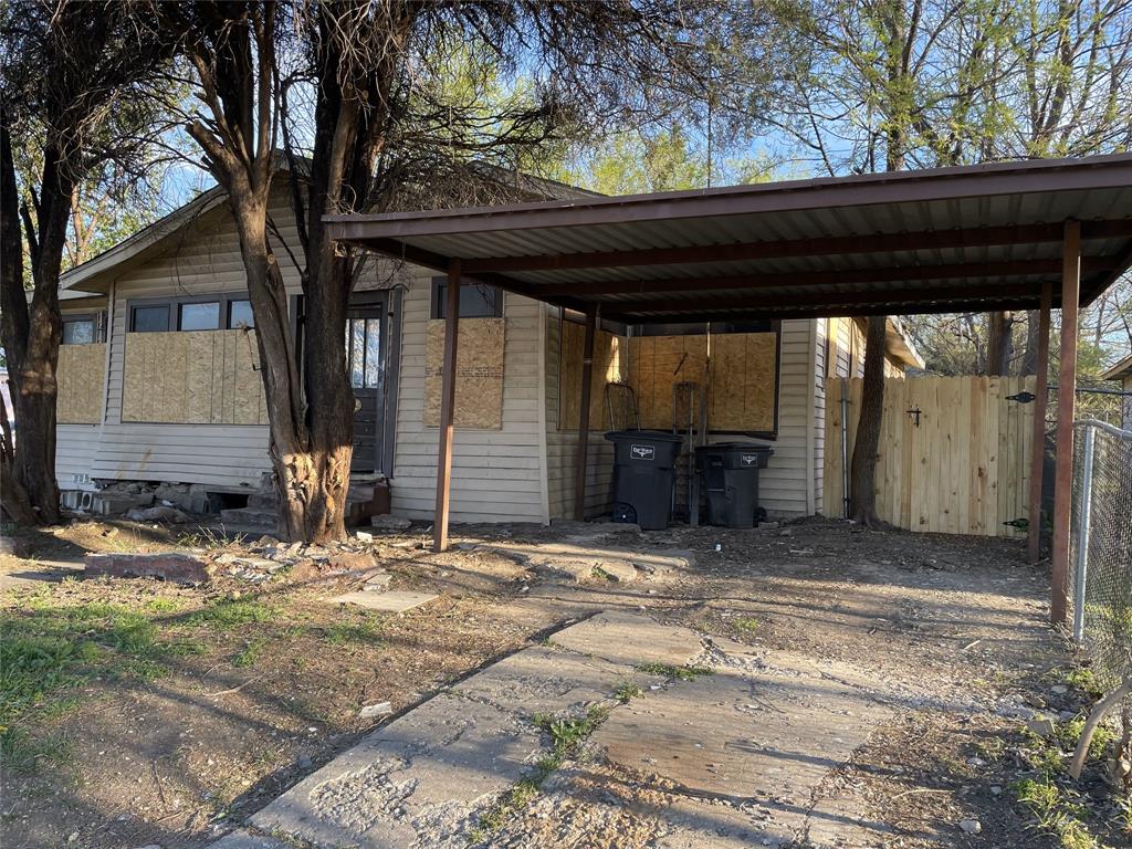 1136 E Leuda Street Property Photo 2