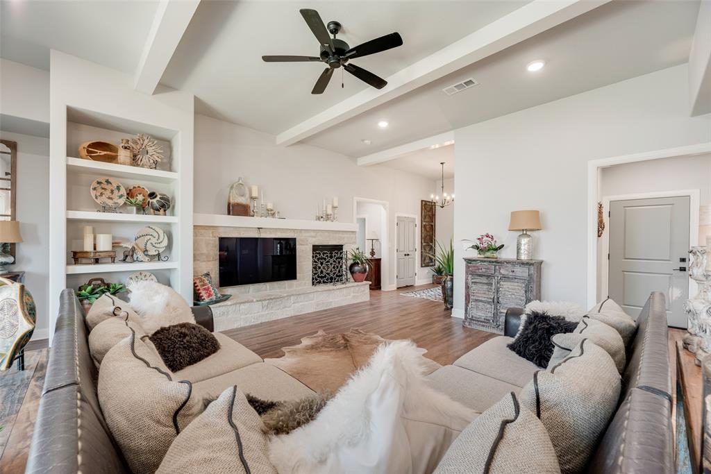 3827 Fawn Meadow Trail Property Photo 8