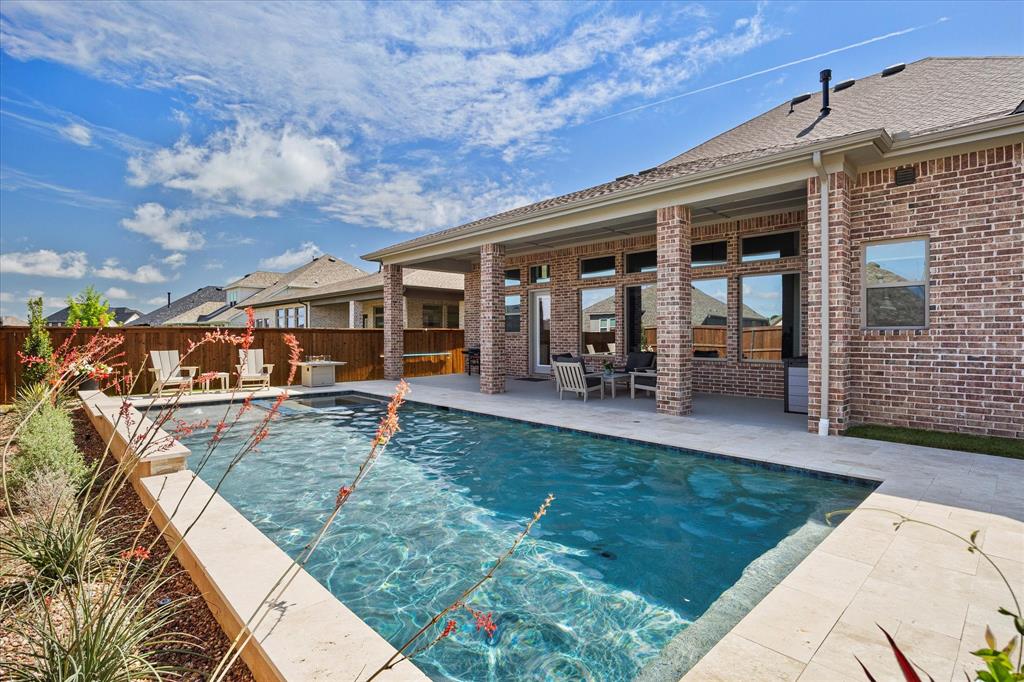 1715 Holly Oak Way Property Photo 1