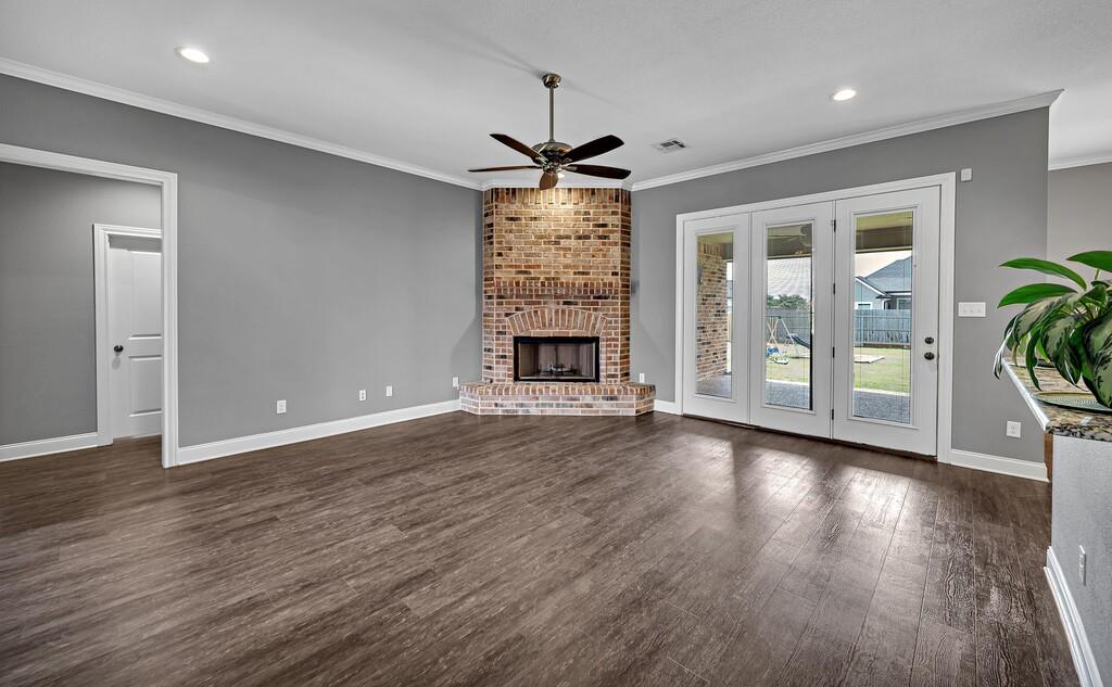 5432 Zavalla Drive Property Photo 6