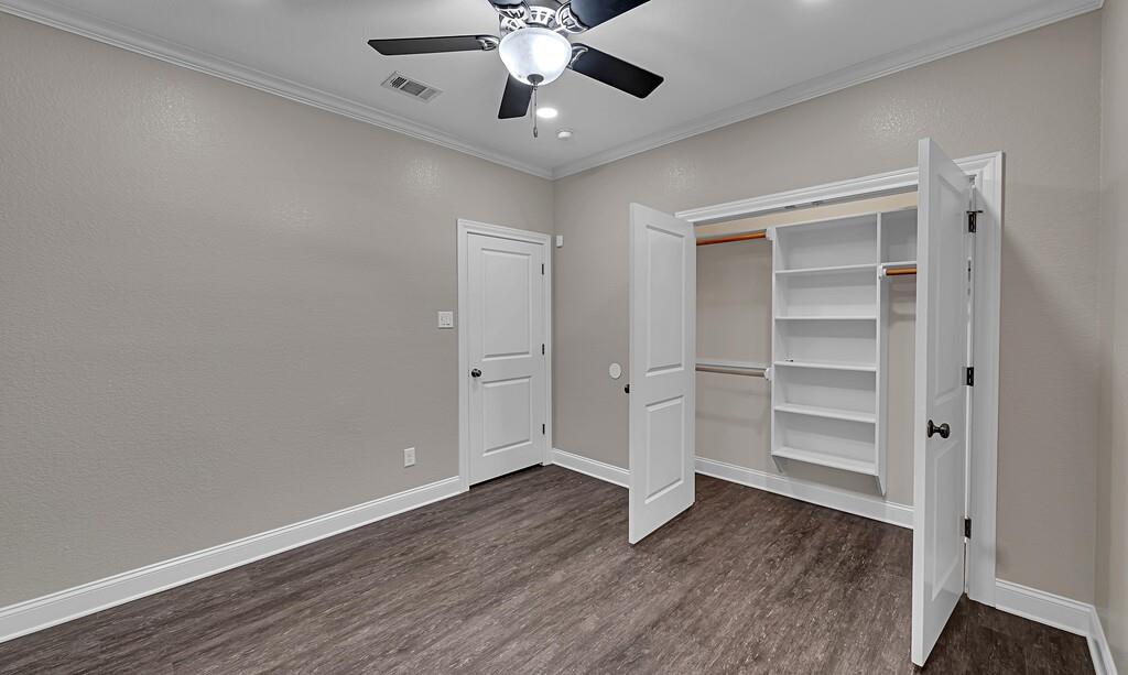 5432 Zavalla Drive Property Photo 33
