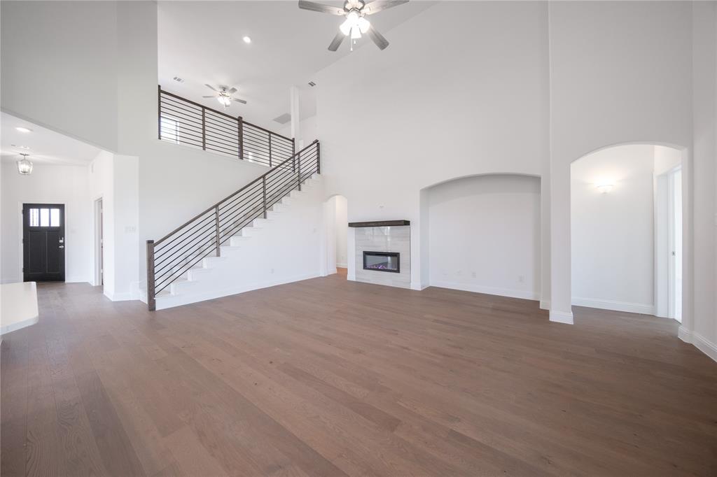 2837 Spring Valley Way Property Photo 11