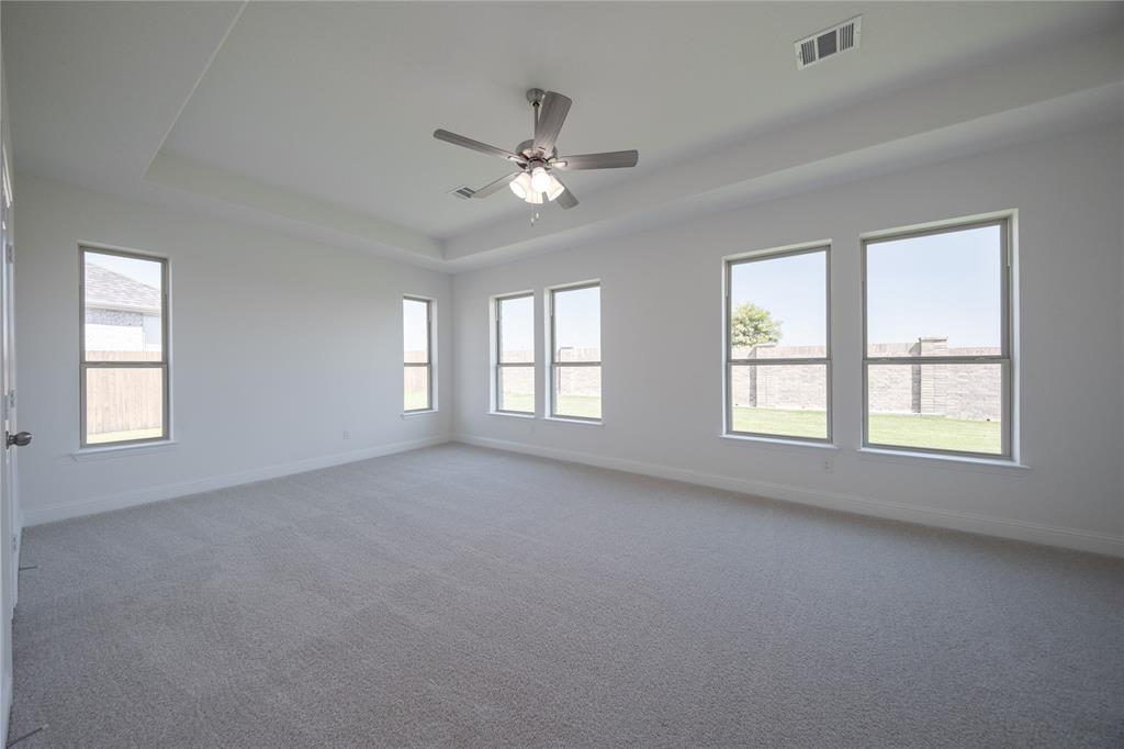 2837 Spring Valley Way Property Photo 13