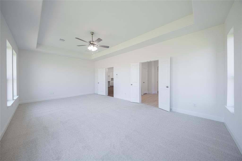 2837 Spring Valley Way Property Photo 15