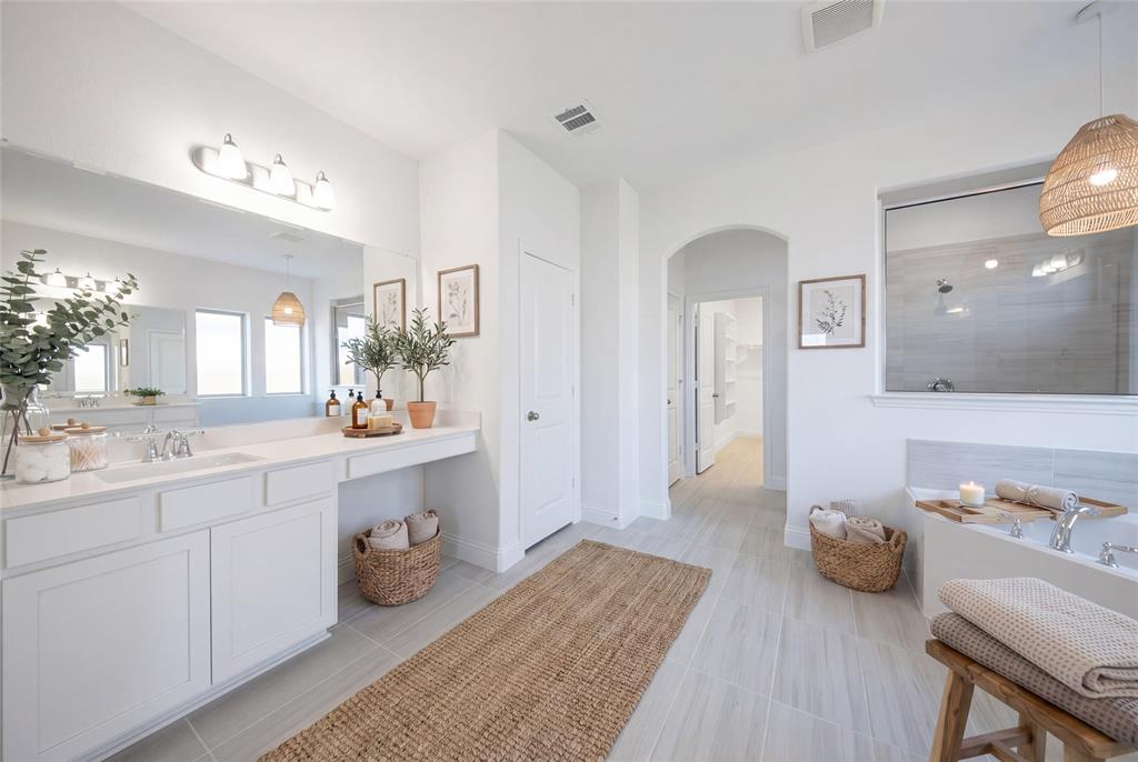 2837 Spring Valley Way Property Photo 17