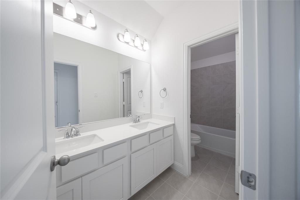 2837 Spring Valley Way Property Photo 31