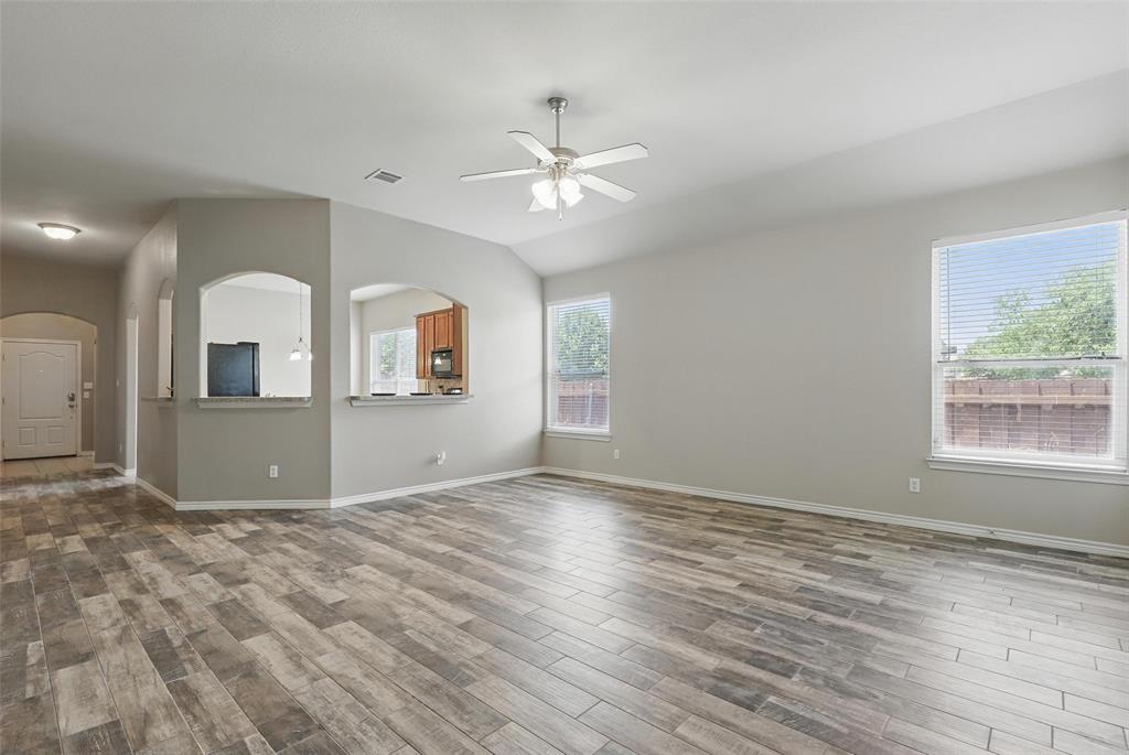 4336 Red Clover Lane Property Photo 6