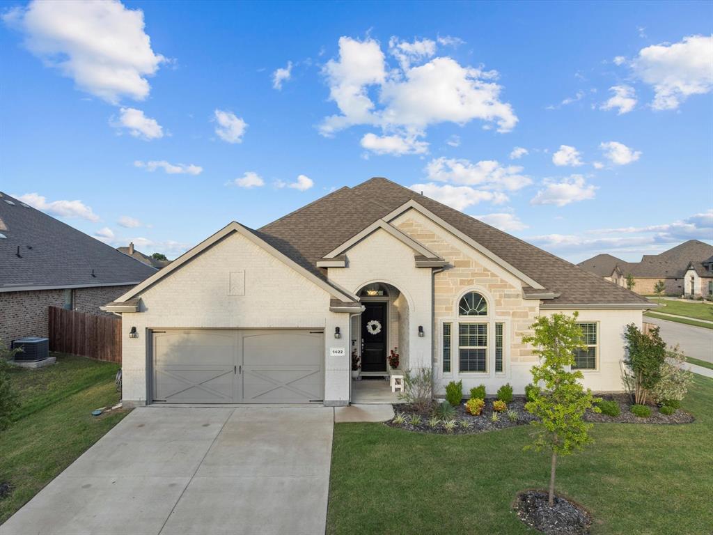 5622 Log Cabin Court Property Photo 1