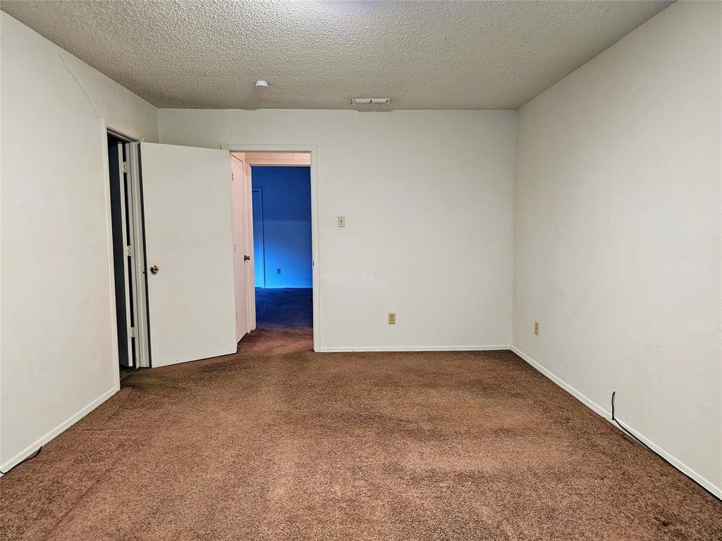 2218 Honey Creek Lane Property Photo 15
