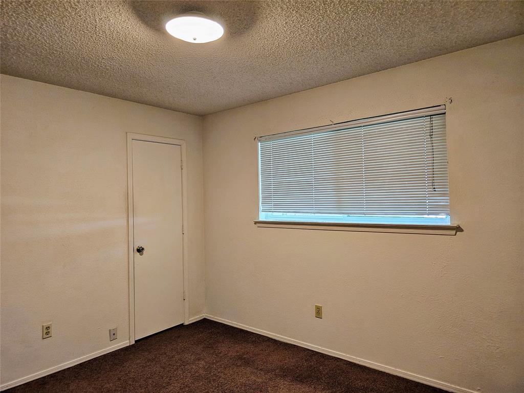 2218 Honey Creek Lane Property Photo 18
