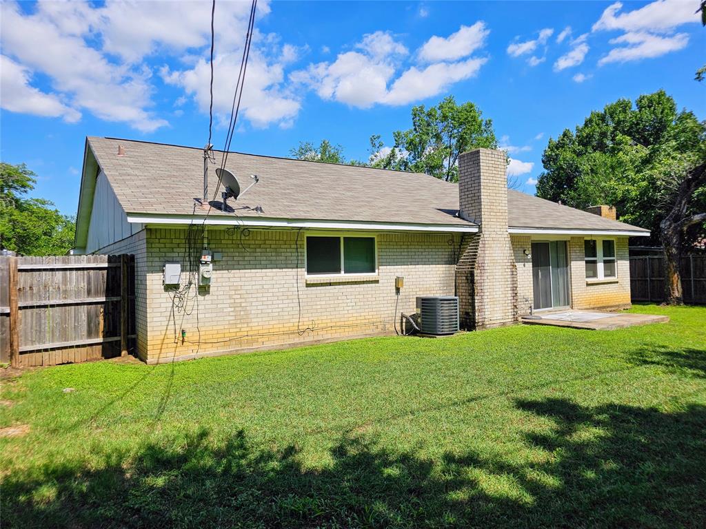 2218 Honey Creek Lane Property Photo 23