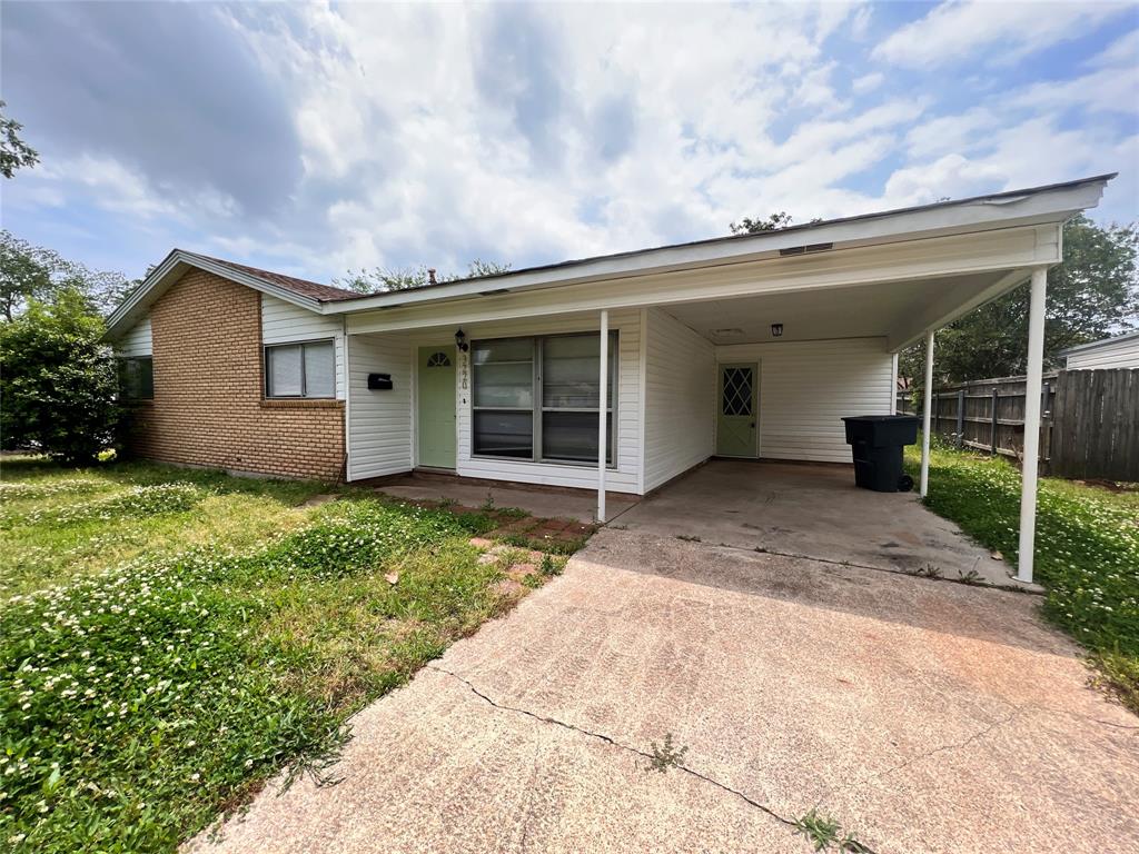3220 Gay Boulevard Property Photo 1