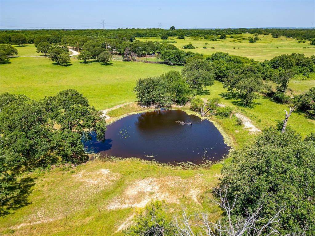 210 Trails End Property Photo 8