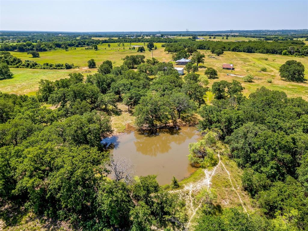 210 Trails End Property Photo 10