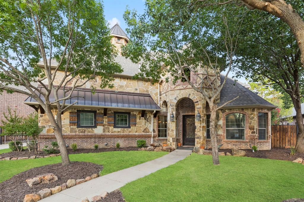 8012 Rushing Spring Drive Property Photo 1