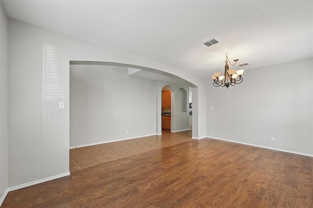 9122 Lockhart Drive Property Photo 6