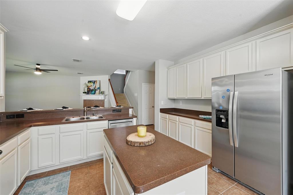 9122 Lockhart Drive Property Photo 12