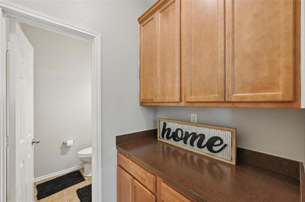 9122 Lockhart Drive Property Photo 13