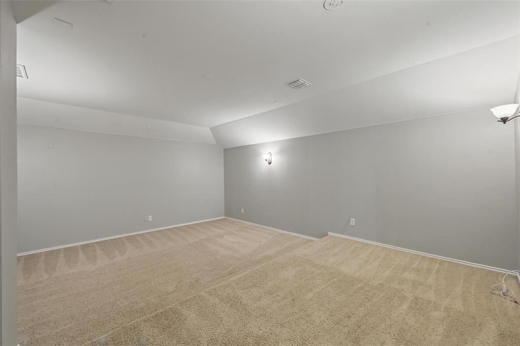 9122 Lockhart Drive Property Photo 27