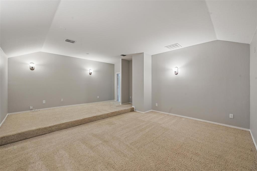 9122 Lockhart Drive Property Photo 28