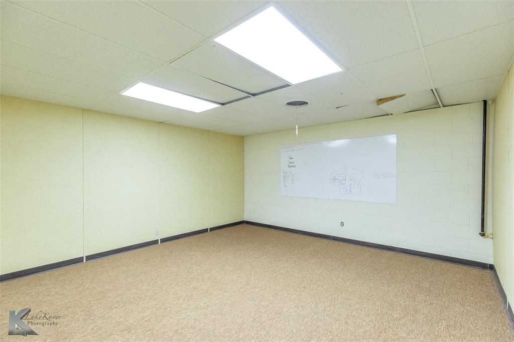 124 Commercial Avenue Property Photo 4