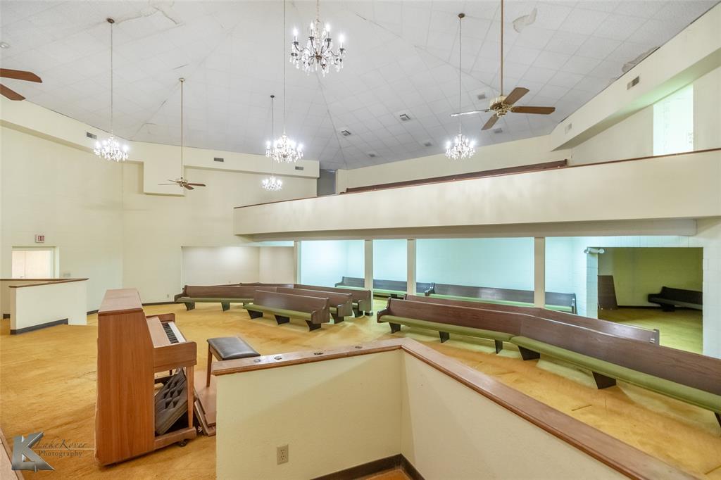 124 Commercial Avenue Property Photo 12