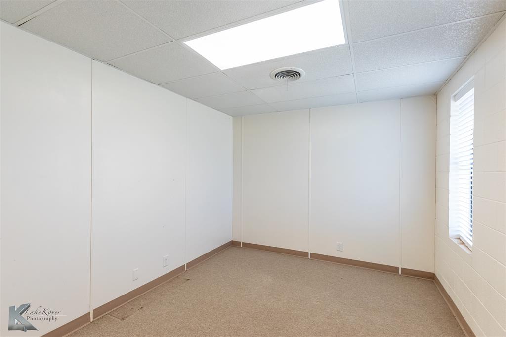 124 Commercial Avenue Property Photo 17