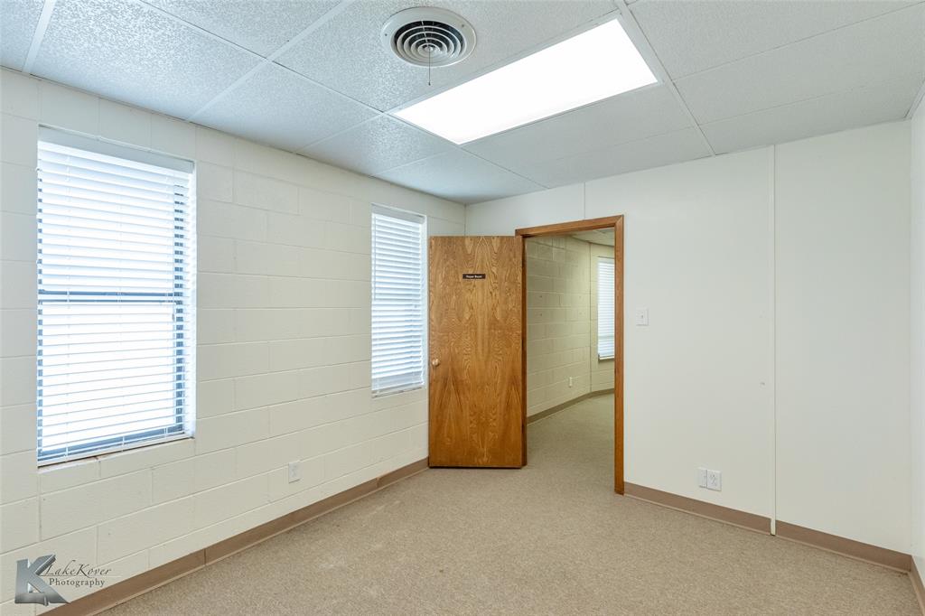 124 Commercial Avenue Property Photo 18