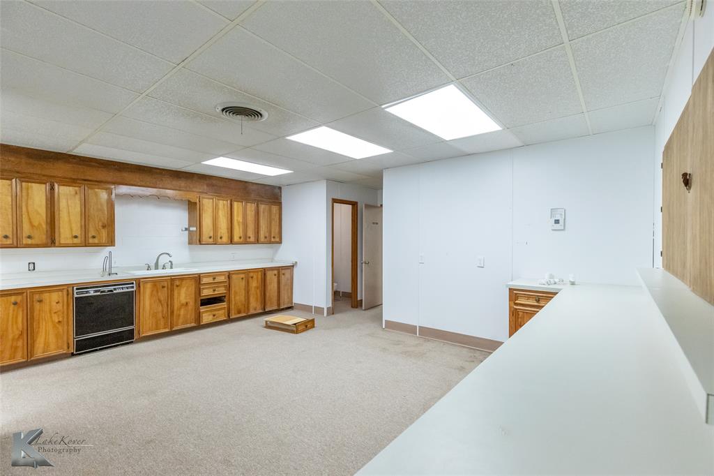 124 Commercial Avenue Property Photo 22