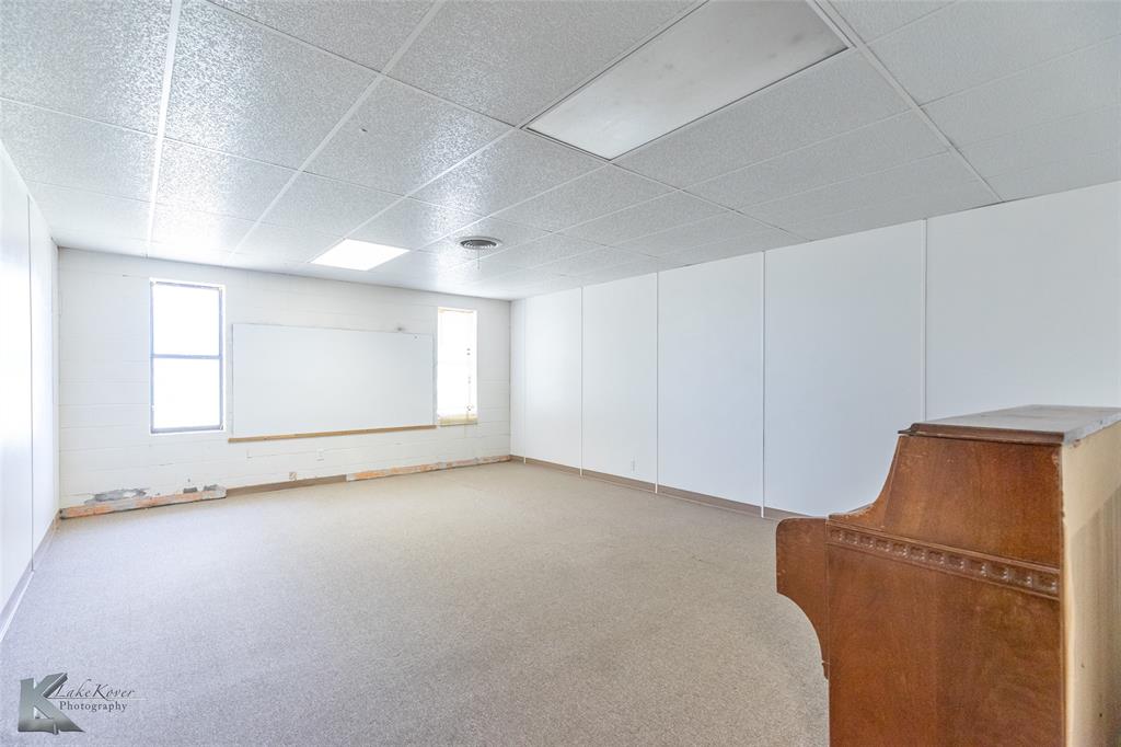 124 Commercial Avenue Property Photo 31