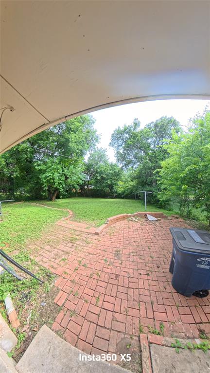 1214 Adelaide Drive Property Photo 8