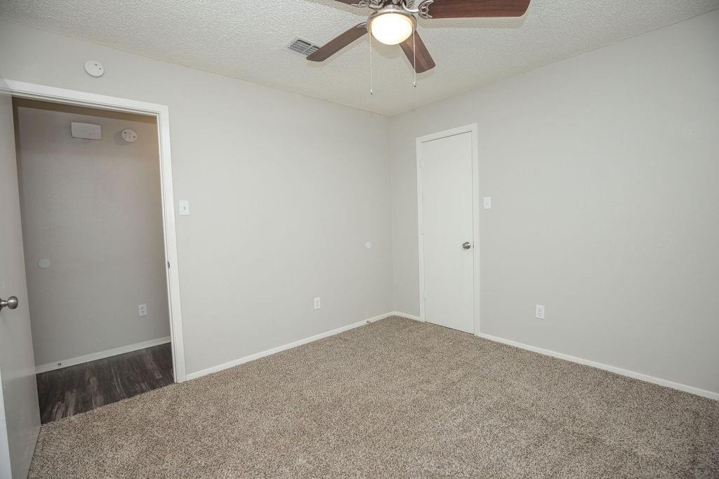 4209 W Pleasant Forest Street Property Photo 18