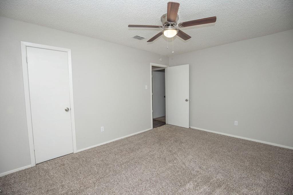 4209 W Pleasant Forest Street Property Photo 20