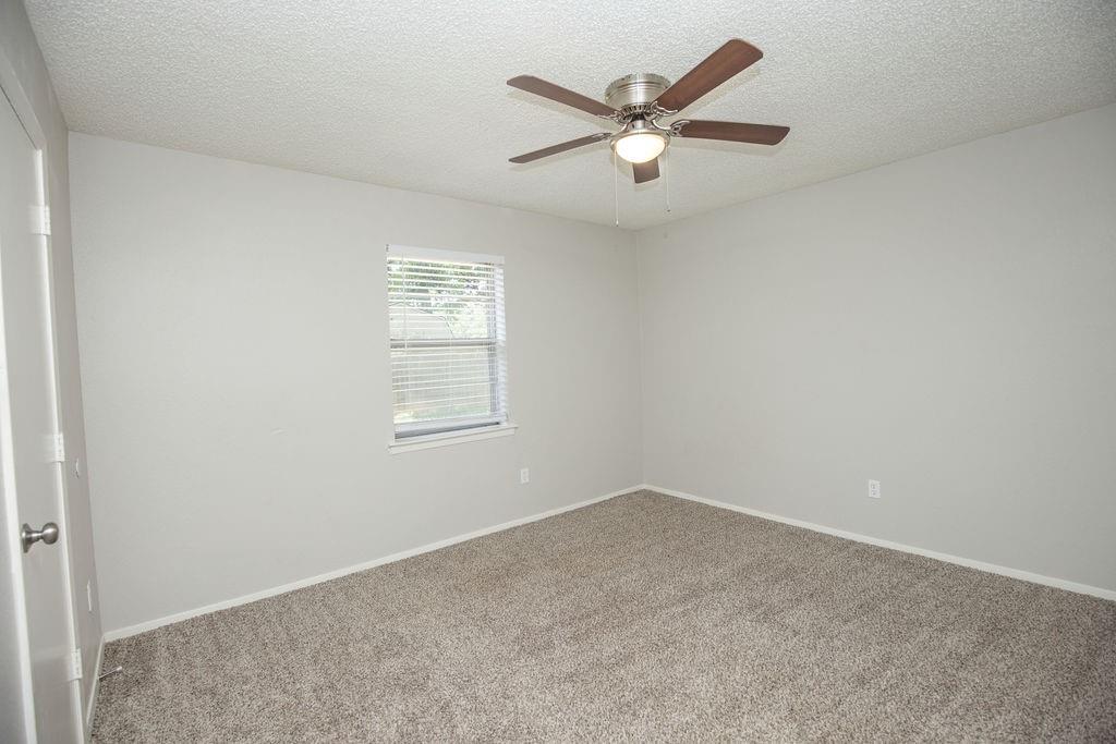 4209 W Pleasant Forest Street Property Photo 21