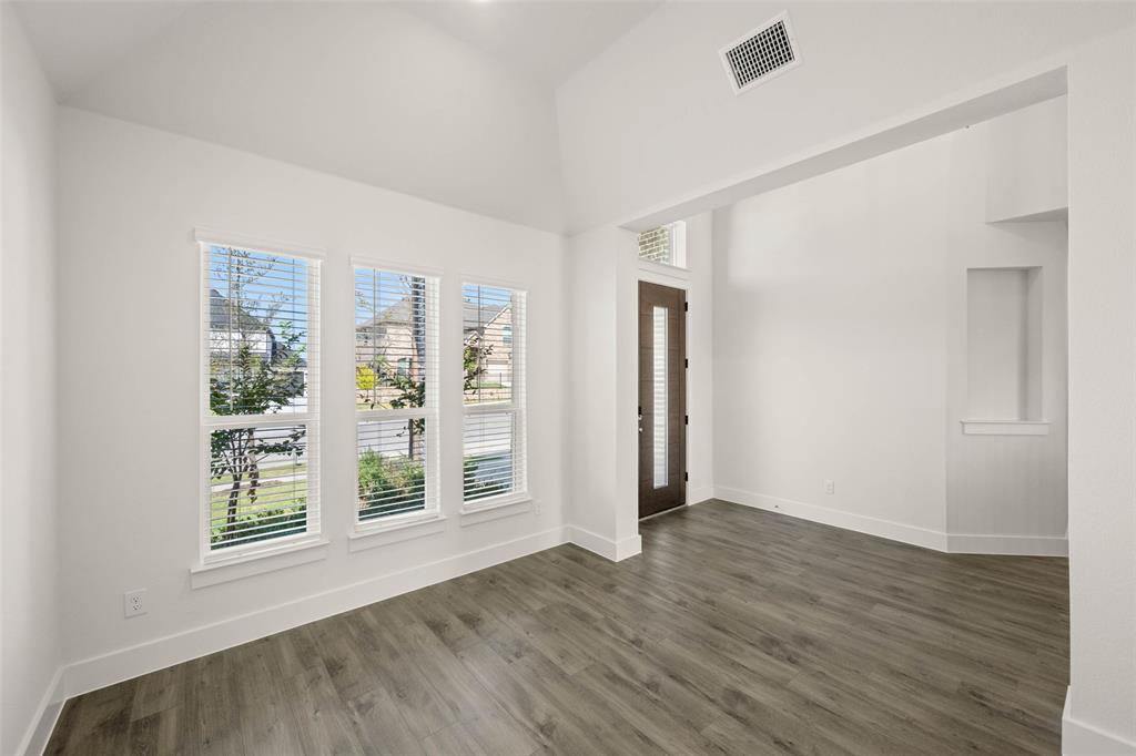 10012 La Frontera Drive Property Photo 6