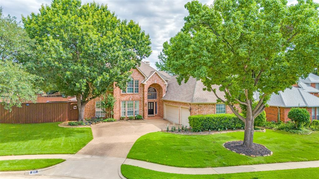 211 Westwind Drive Property Photo 1