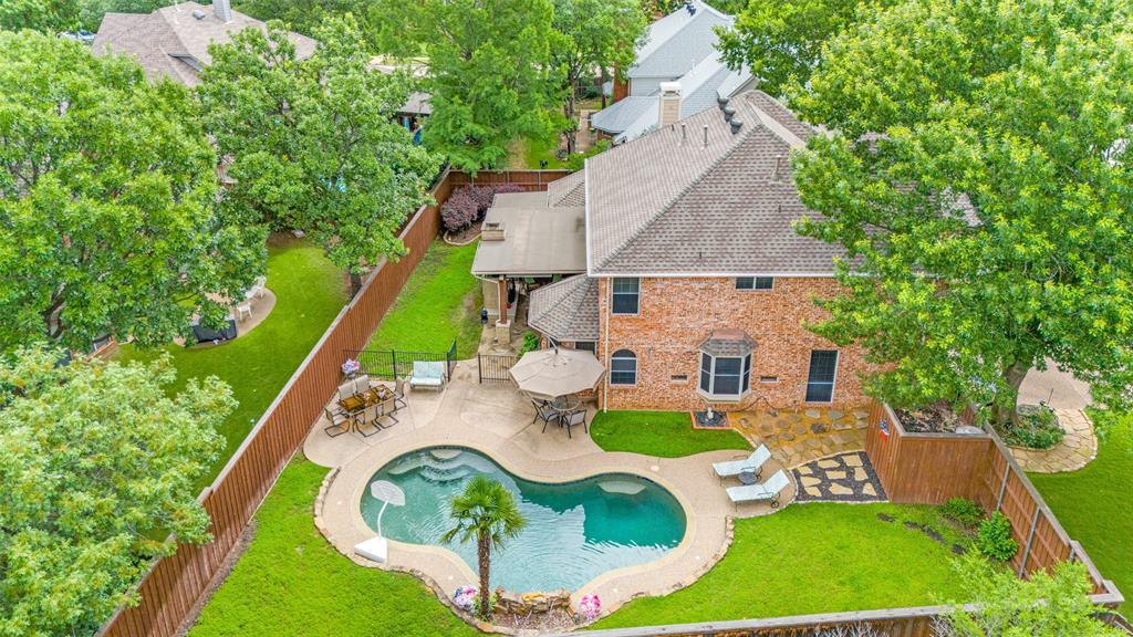 211 Westwind Drive Property Photo 1
