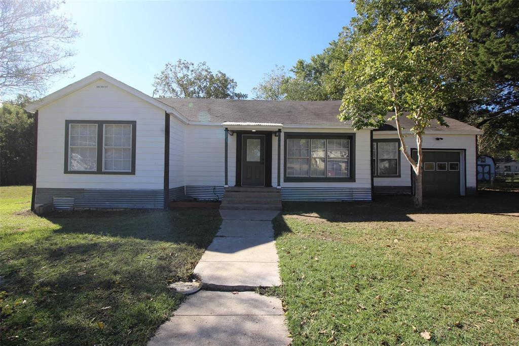 1015 W Kuykendall Street Property Photo 1