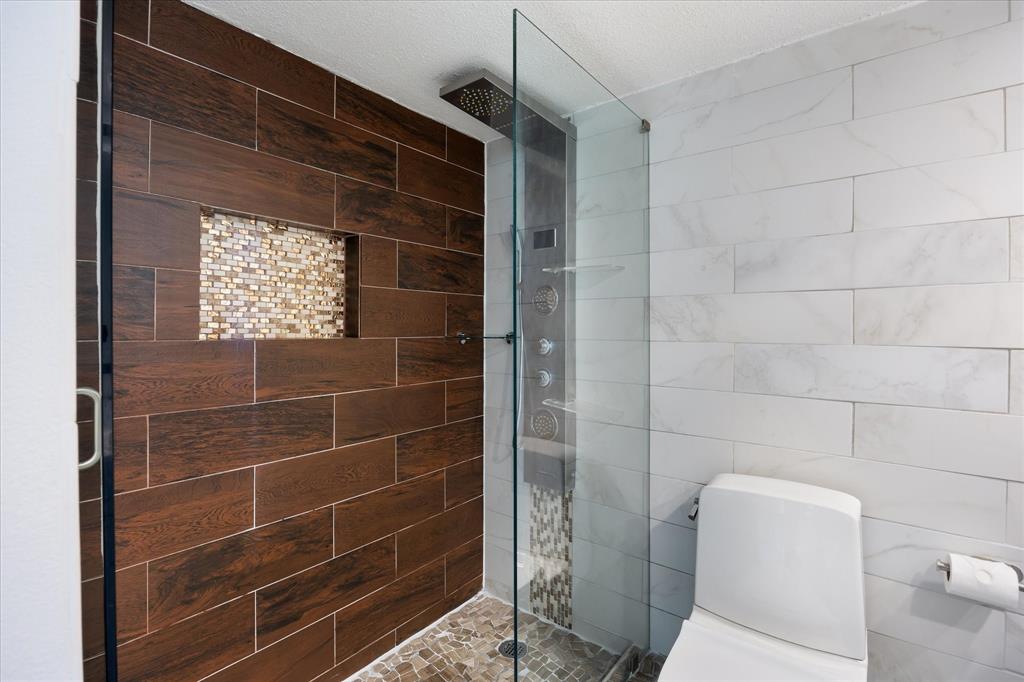 5221 Sarasota Drive Property Photo 16
